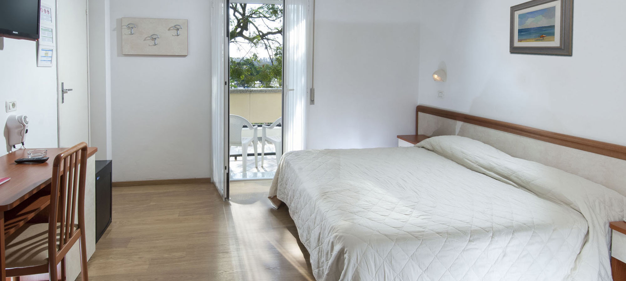 media.Camere-con-balcone-03-Hotel-alba-Serena-Misano